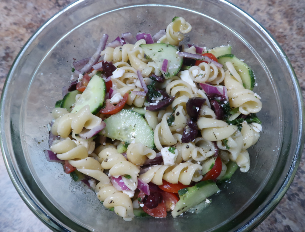 healthy greek pasta salad